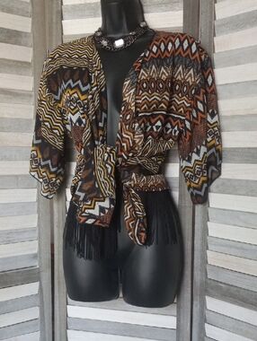 LuLaRoe Orange, Black & White Geometric Kimono Boho Chic Sz Small